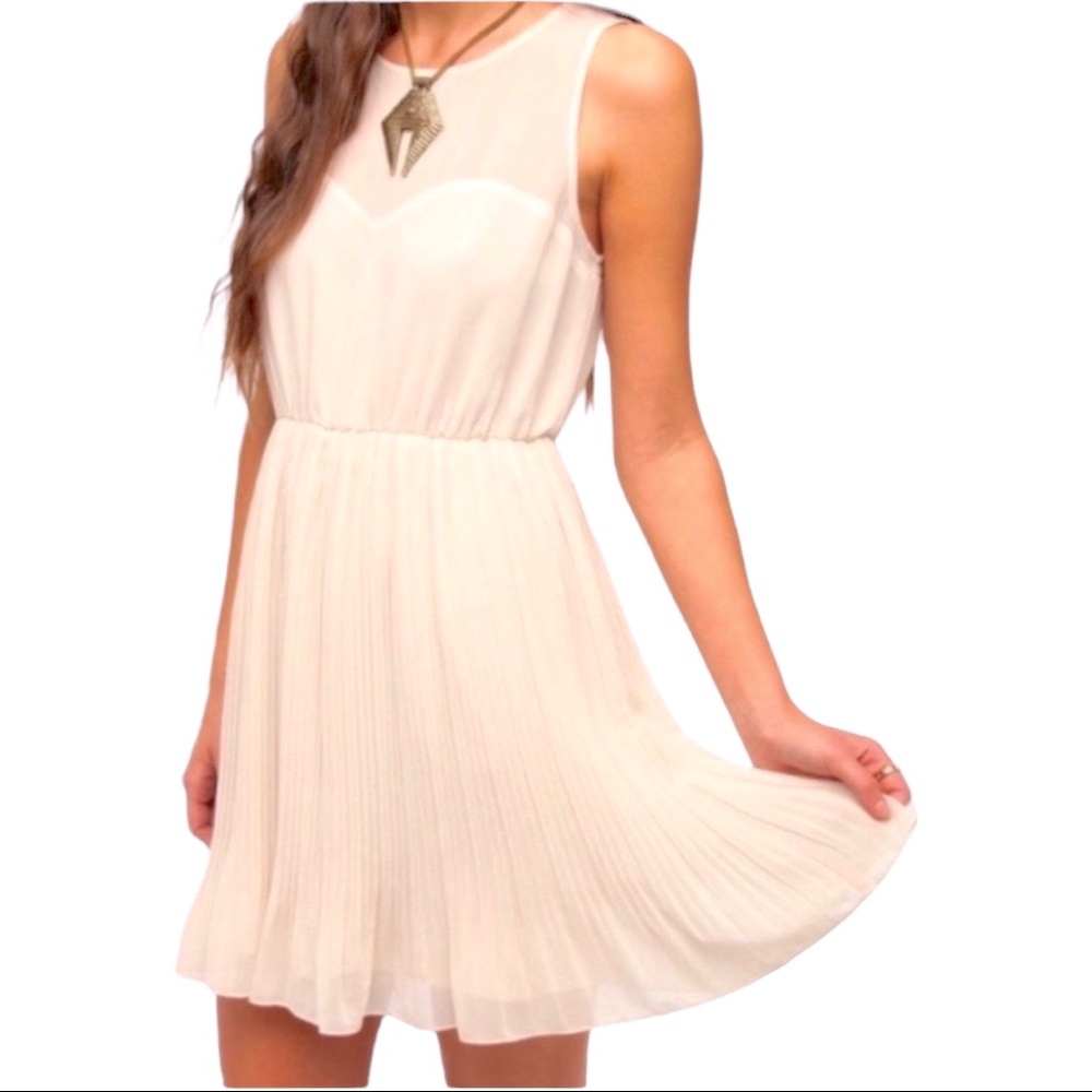 PINS & NEEDLES Ivory Pleated Dress - SZ SMALL